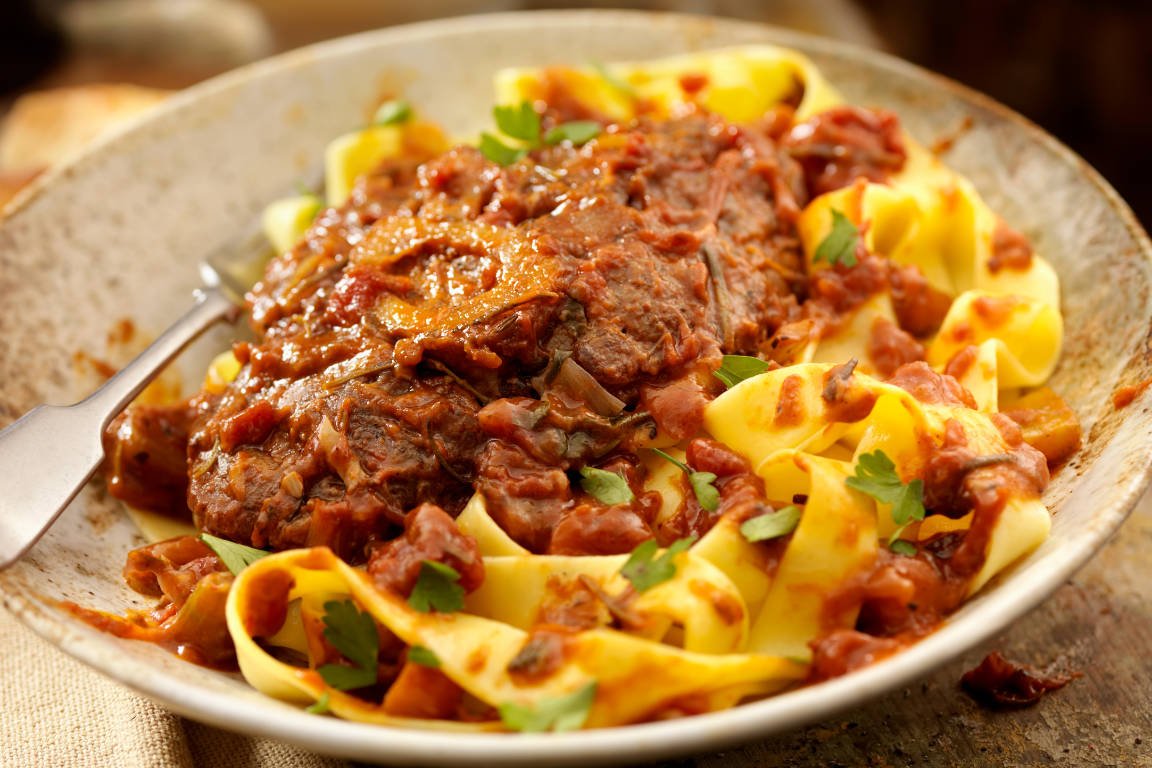 Ragout alla Bolognese aus Beinscheibe